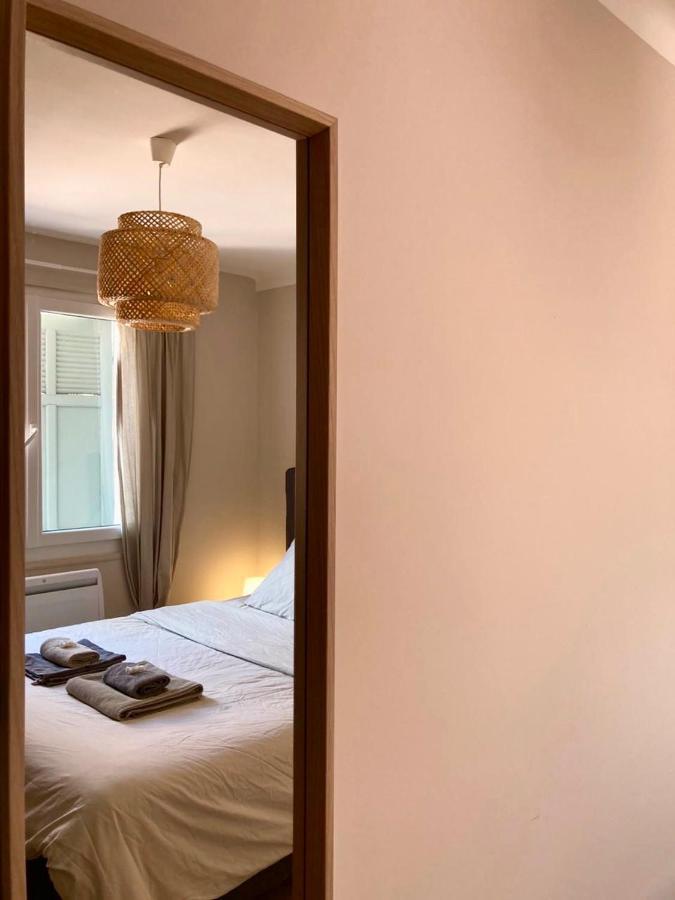 Appart Neuf Au Coeur Du Village De Collobrières 外观 照片