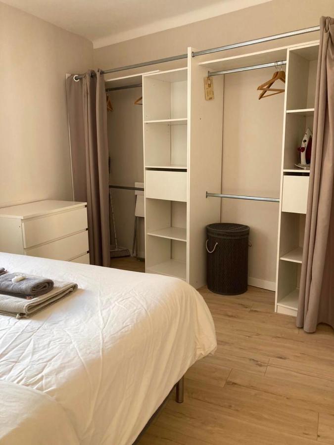 Appart Neuf Au Coeur Du Village De Collobrières 外观 照片